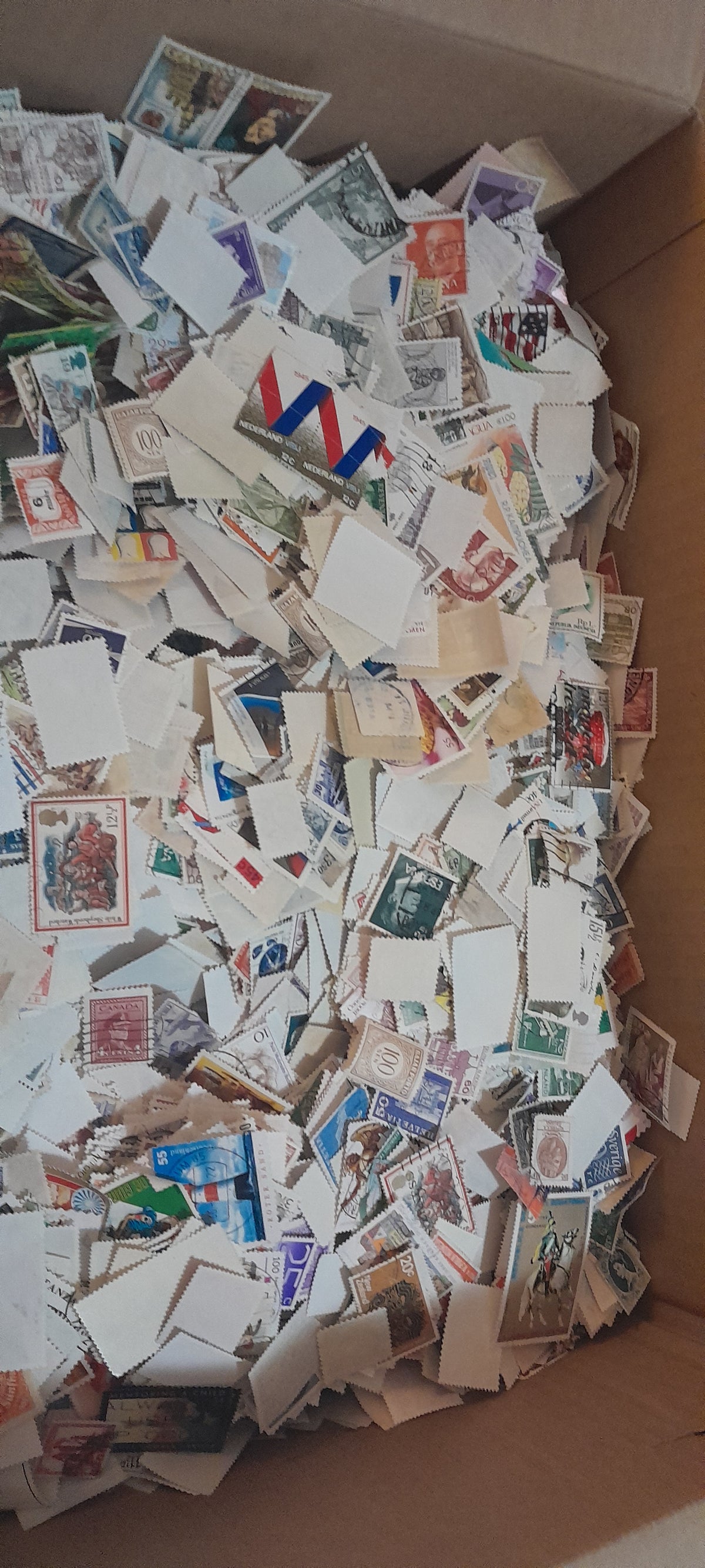 500+ Mixed World Stamps Off Paper | Multi-Country Used Lot | Collector Philatelic Collection