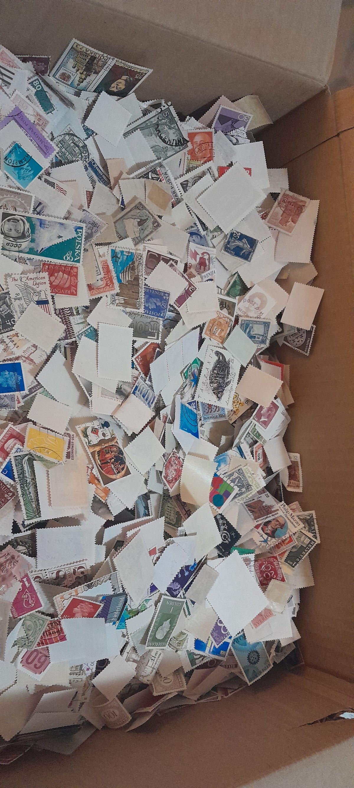 500+ Mixed World Stamps Off Paper | Multi-Country Used Lot | Collector Philatelic Collection